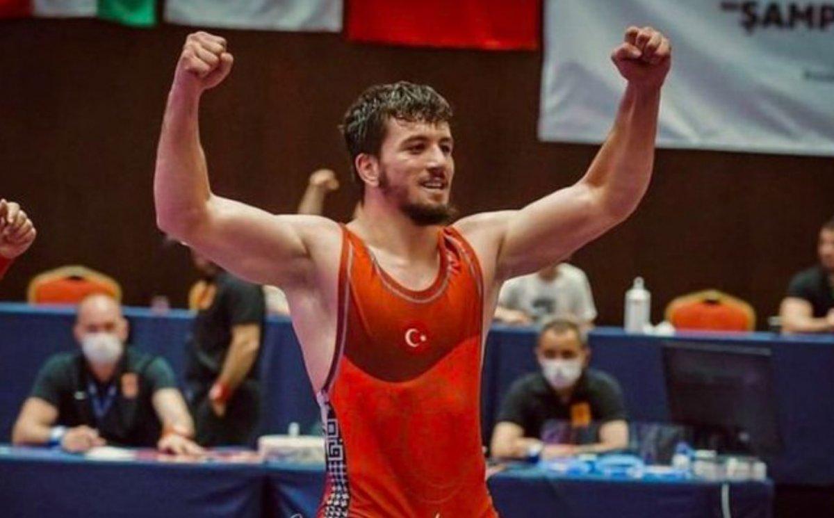 Avrupa Gençler Güreş Şampiyonası'nda Polat Polatçı'dan altın madalya