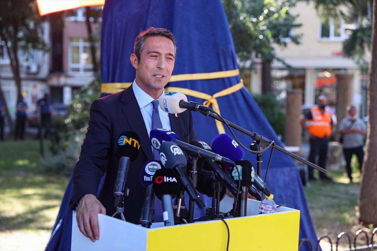 Kadıköy'de Can Bartu'nun heykeli dikildi