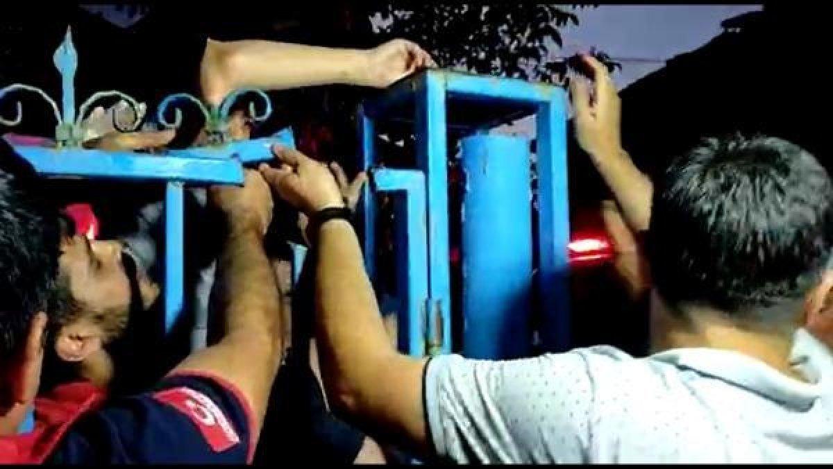 Malatya'da 10 yaşındaki çocuğun koluna, demir saplandı