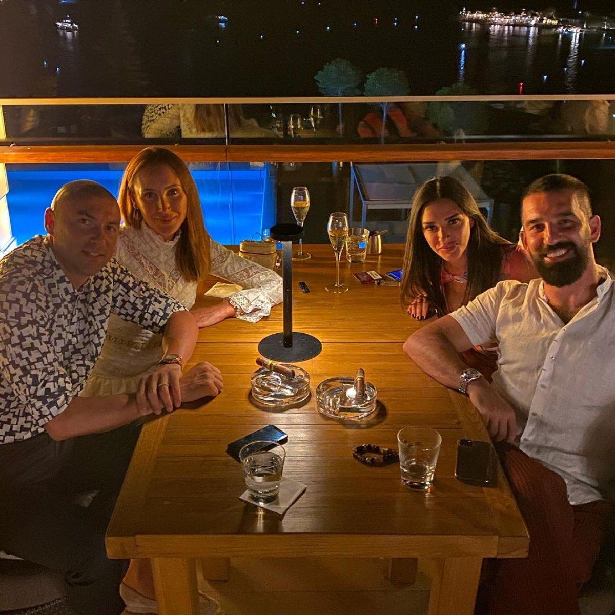 Burak Yılmaz ve Arda Turan tatilde