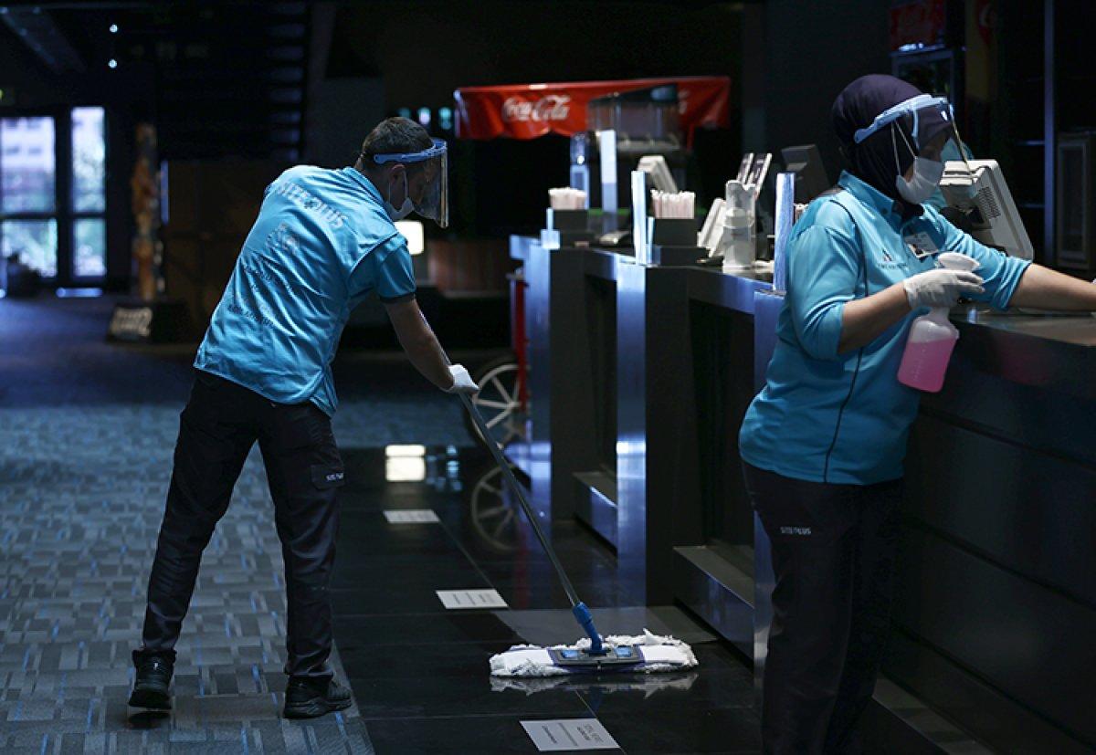 Sinema salonları sinemaseverlerle buluşmaya hazırlanıyor