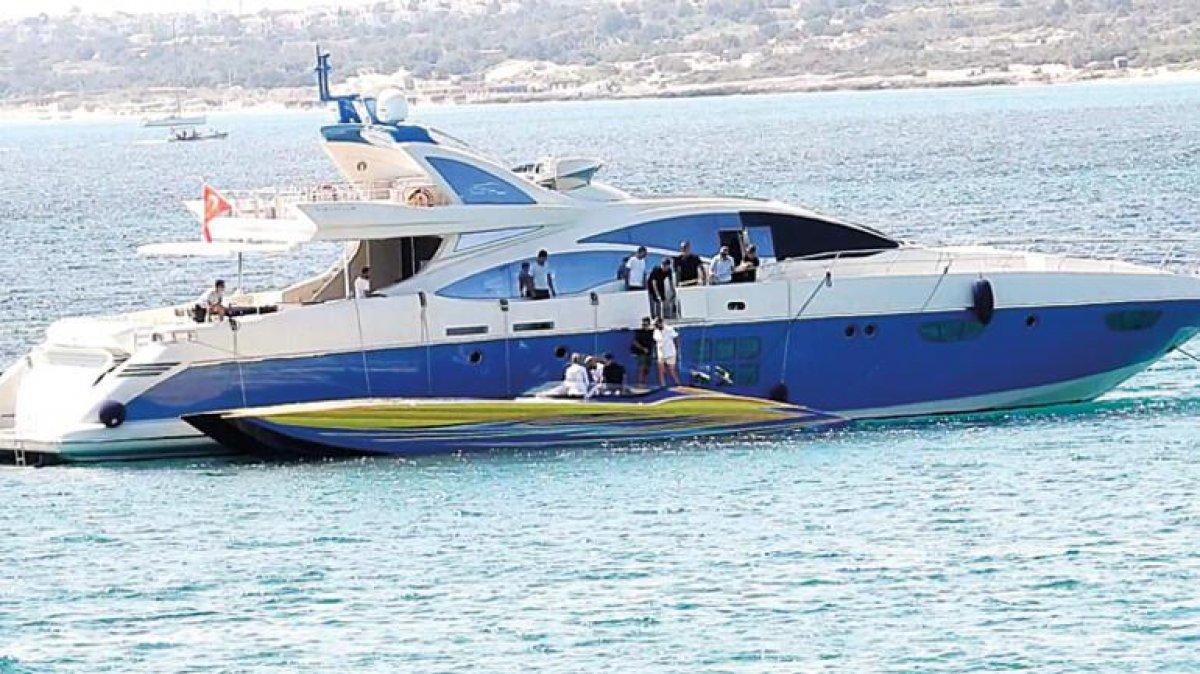 Acun Ilıcalı, sevgilisiyle tatile çıktı