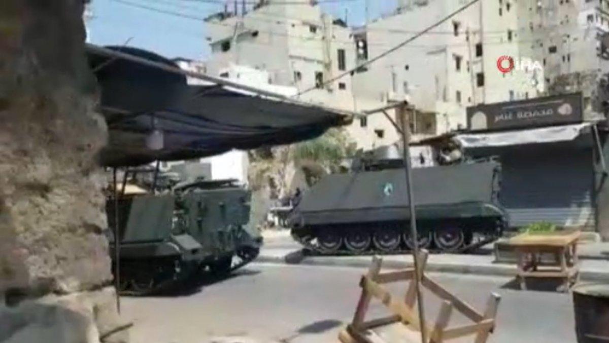 Lübnan'da sokağa dökülen halk ekonomik krizi protesto etti