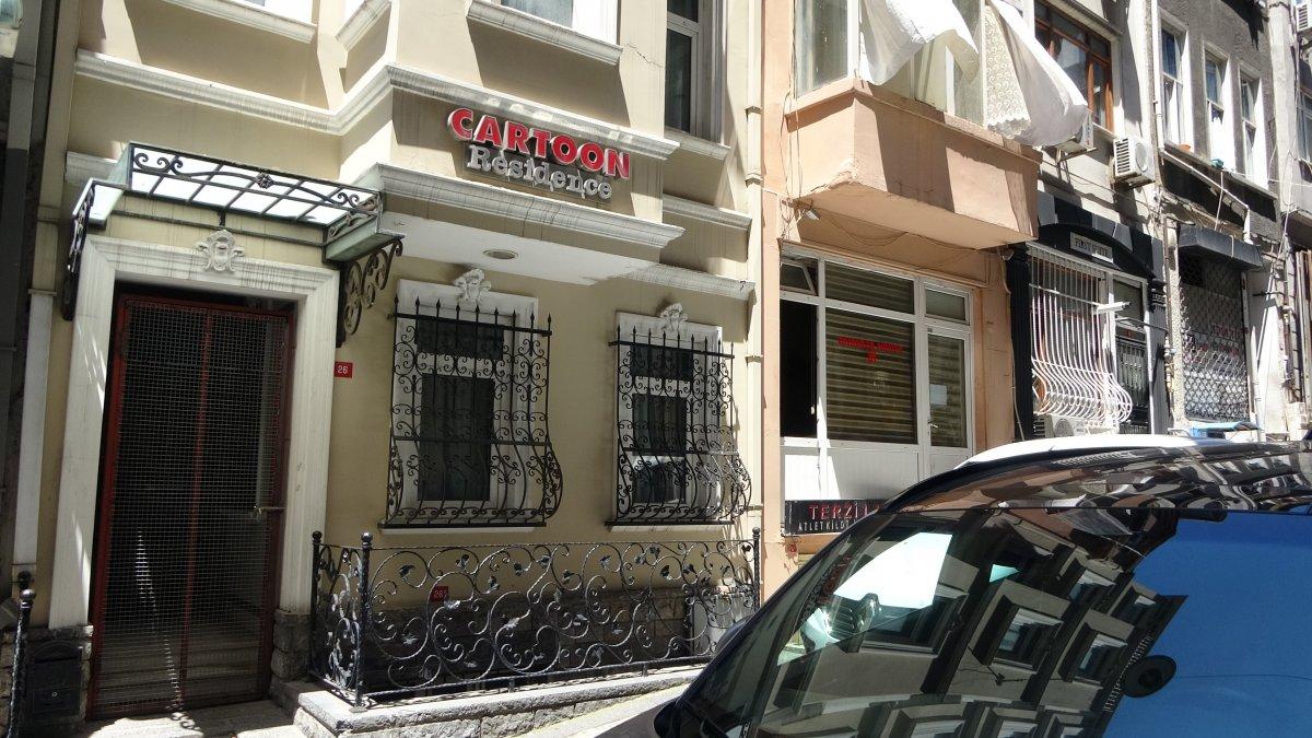 Taksim’deki otelde soygun: 200 bin TL’lik zarar verdiler