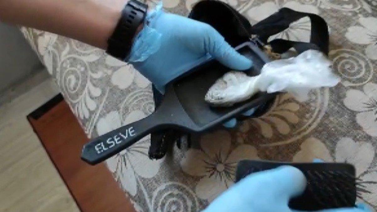 İzmir'de uyuşturucuyu sakladıkları yer polisi bile şaşırttı