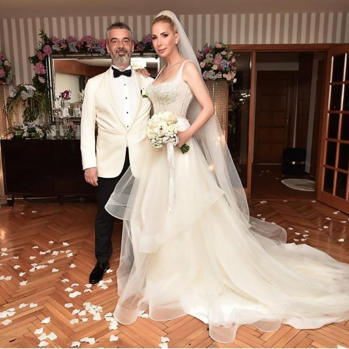 Tuğba Özerk, evlendi