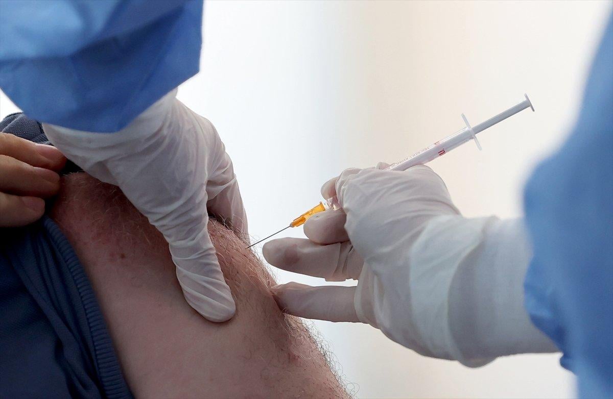 İstanbul Harem Otogarı'nda koronavirüs aşılaması başladı