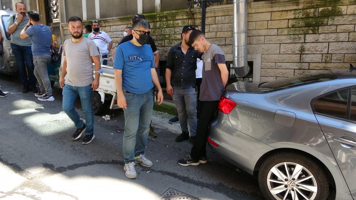 Taksim’deki otelde soygun: 200 bin TL’lik zarar verdiler