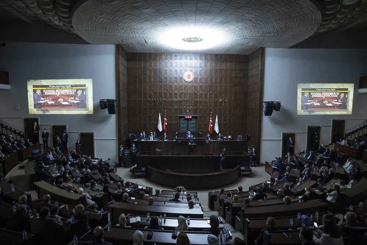Cumhurbaşkanı Erdoğan'ın grup toplantısında izlettiği video: CHP'nin karşı çıktığı projeler