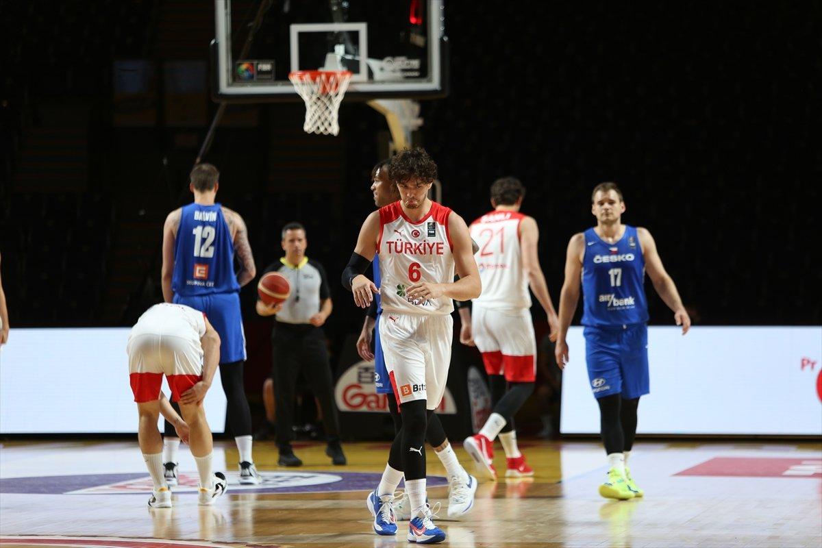Türkiye FIBA Olimpiyat Elemeleri'nde Çekya'yı yendi