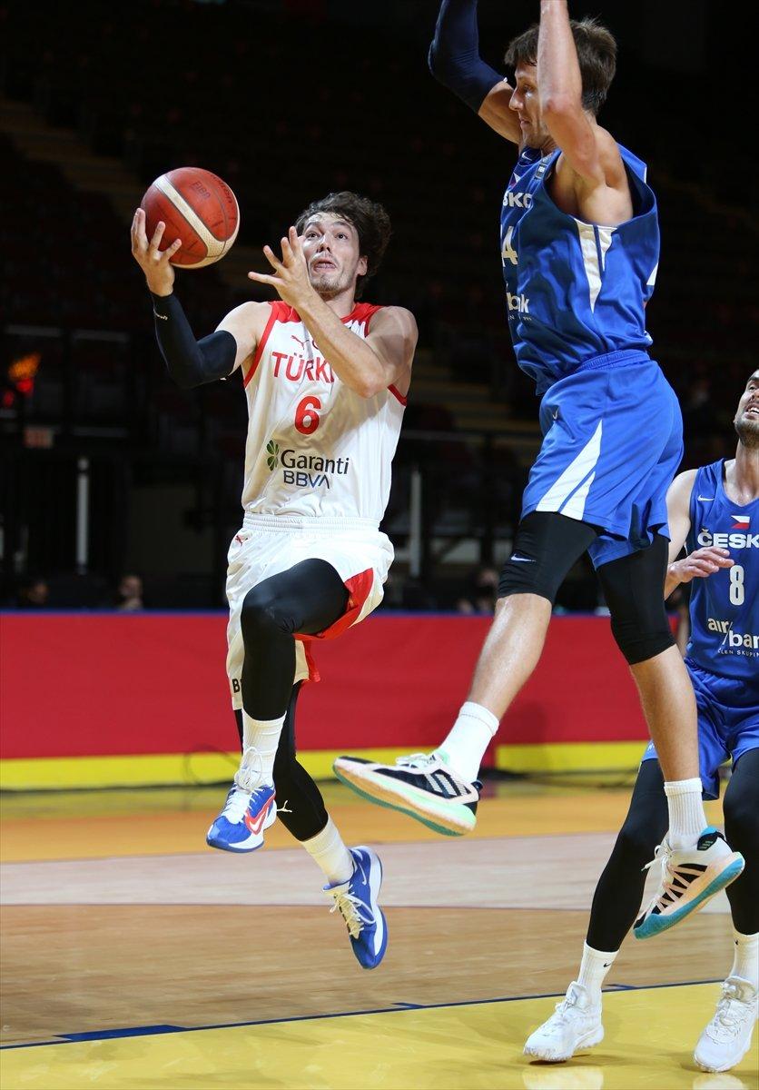 Türkiye FIBA Olimpiyat Elemeleri'nde Çekya'yı yendi