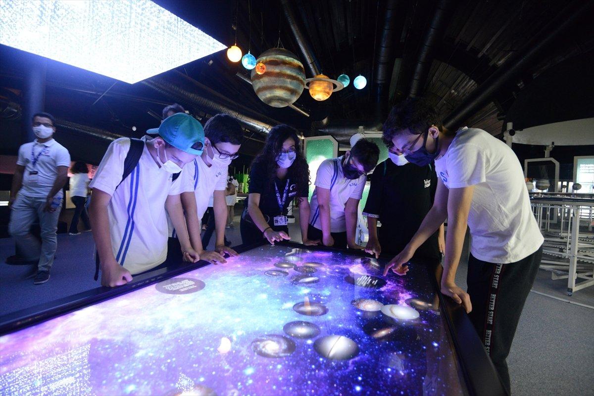 Gökmen Uzay Havacılık Eğitim Merkezi, ziyaretçilerini ağırlıyor