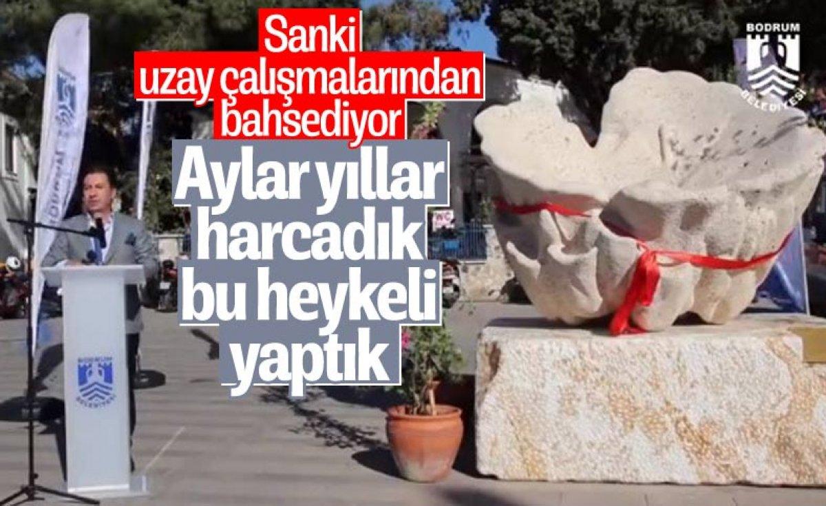 Bodrum'da asfalt yarıldı, cip içine düştü