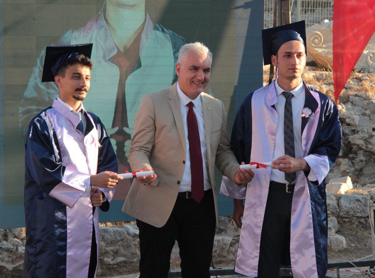 Antik Knidos kentinde 2 bin yıl sonra diploma töreni