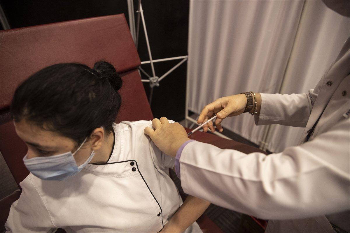 5 soruda üçüncü doz aşılama süreci