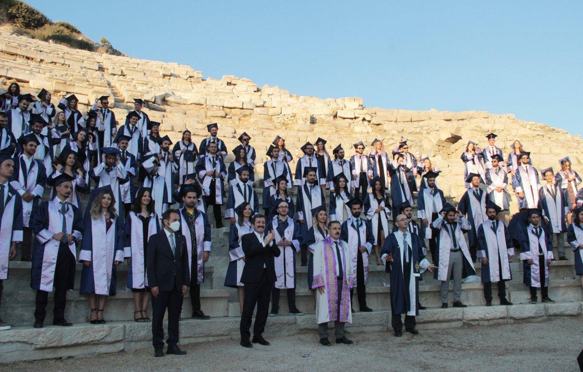 Antik Knidos kentinde 2 bin yıl sonra diploma töreni