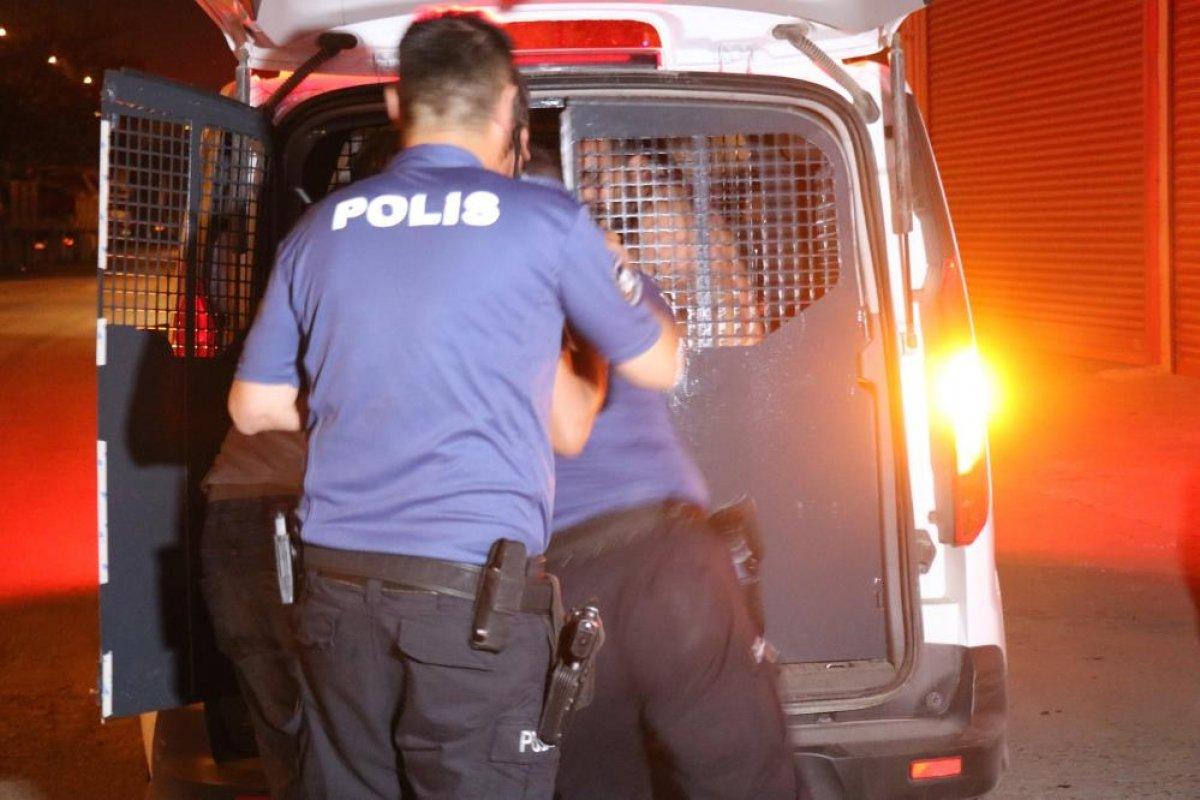 Sakarya'da alkollü şahıs polislere zor anlar yaşattı