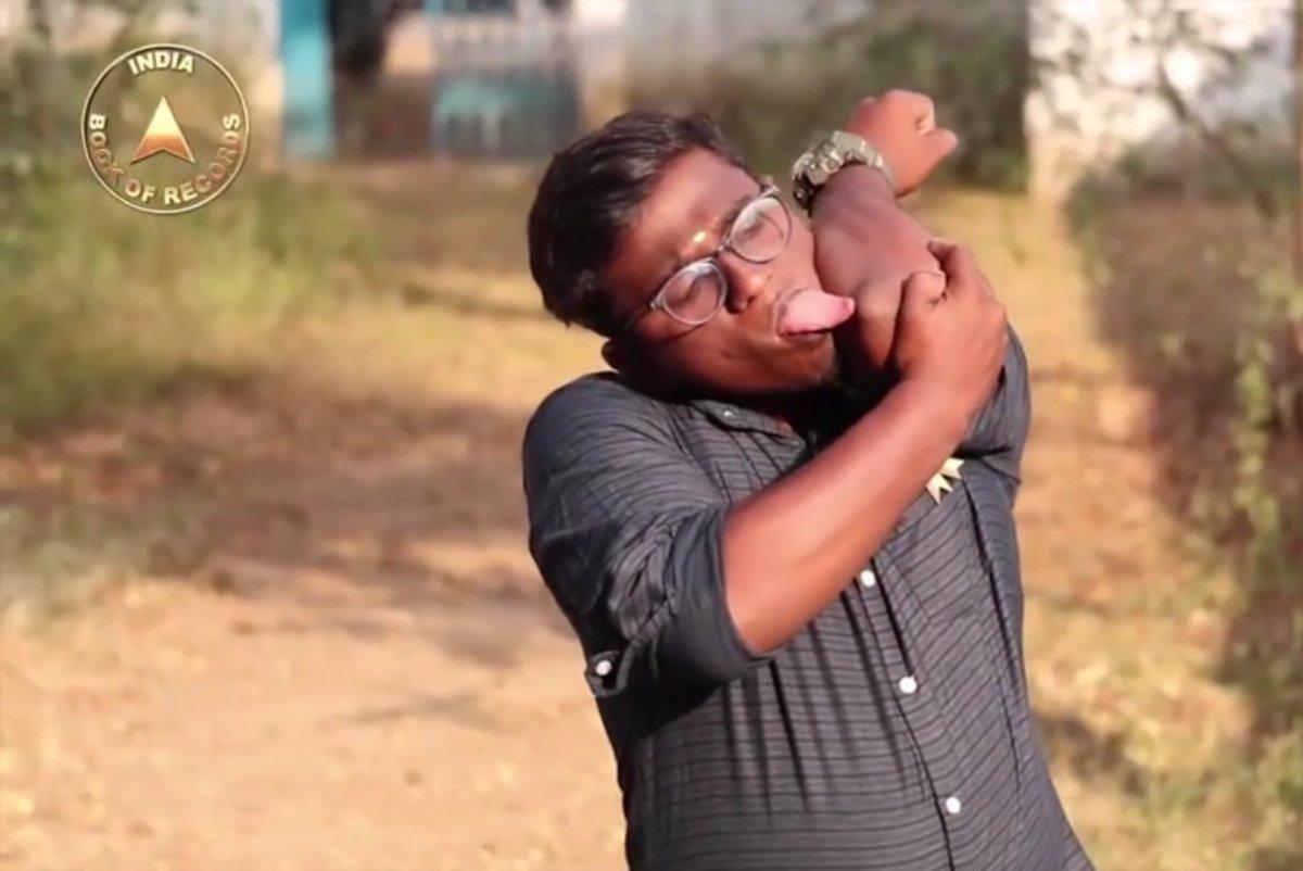 Hindistanlı öğrenci 10,8 cm'lik diliyle rekorlar kitabına girdi