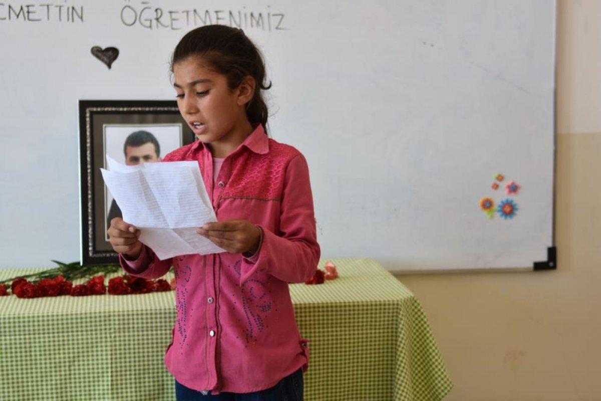 Şehit Necmettin Öğretmen'in okulunda karne töreni buruk geçti