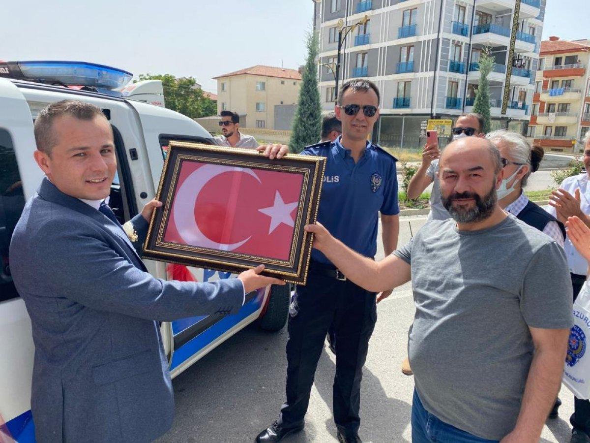 Afyonkarahisar'da gelin almaya devriye arabasıyla gitti