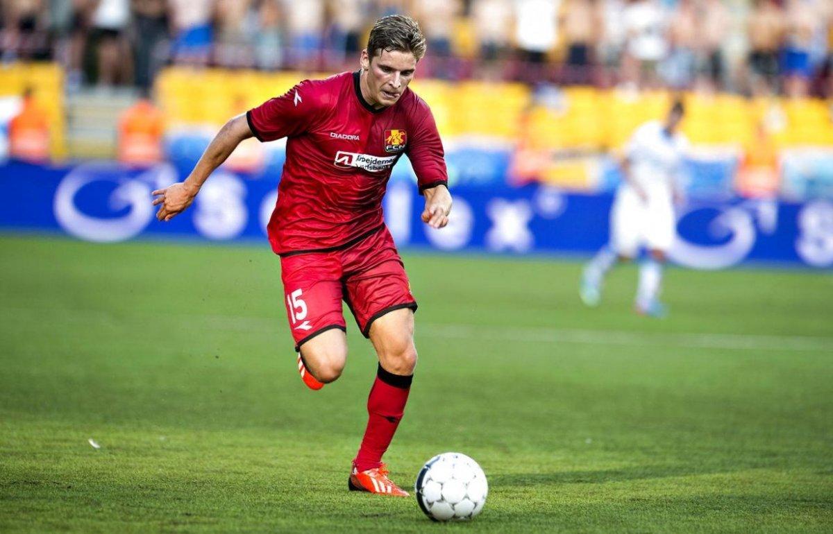 Galatasaray'ın sağ bek adayı Larsen