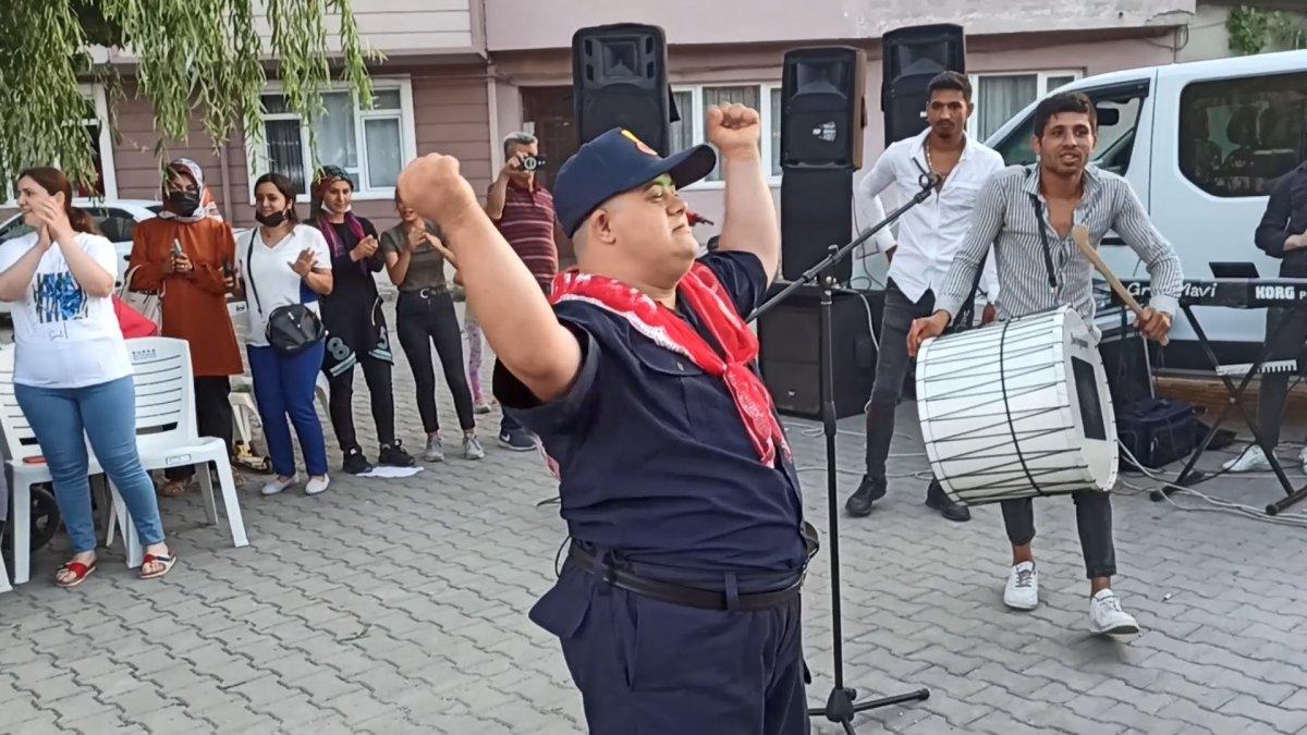 Bursa'da down sendromlu genç, askerlik hayaline kavuştu