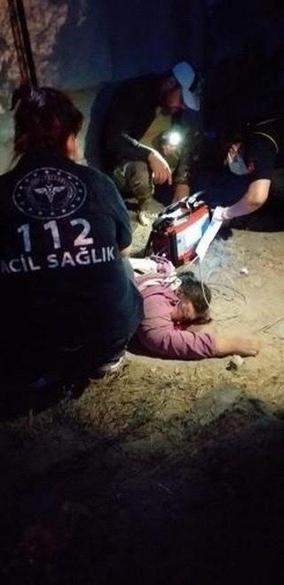 Mersin'de trafik kazası: Tarım işçilerini taşıyan minibüs devrildi