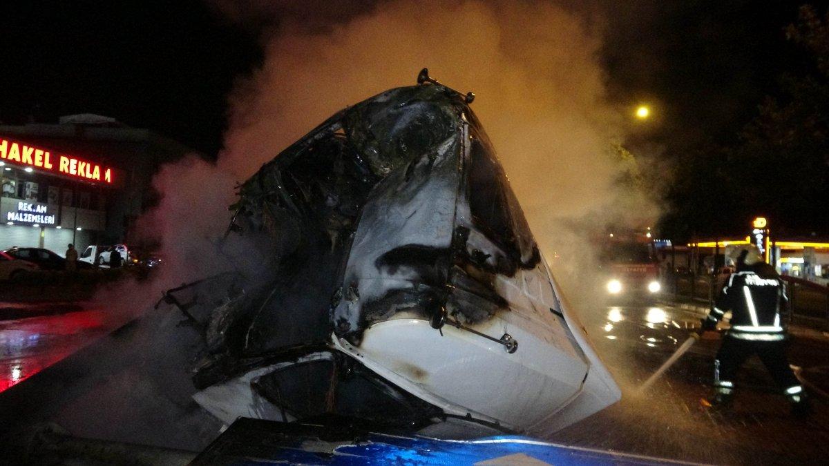 Samsun ‘da tabelaya çarpan tırın patlama anları kamerada