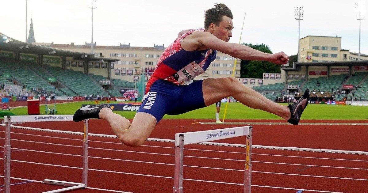 Karsten Warholm, 400 metre engellide 29 yıllık dünya rekorunu kırdı