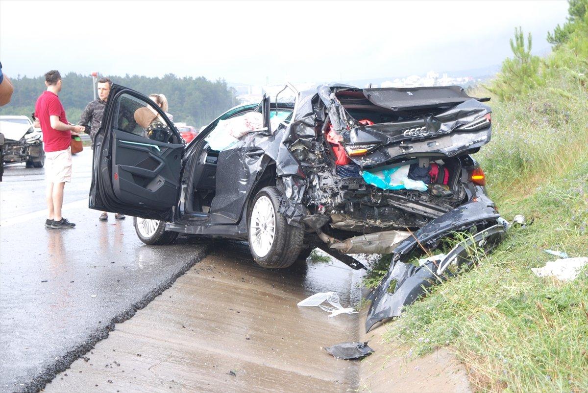 Çekmeköy'de zincirleme kaza: 5 yaralı