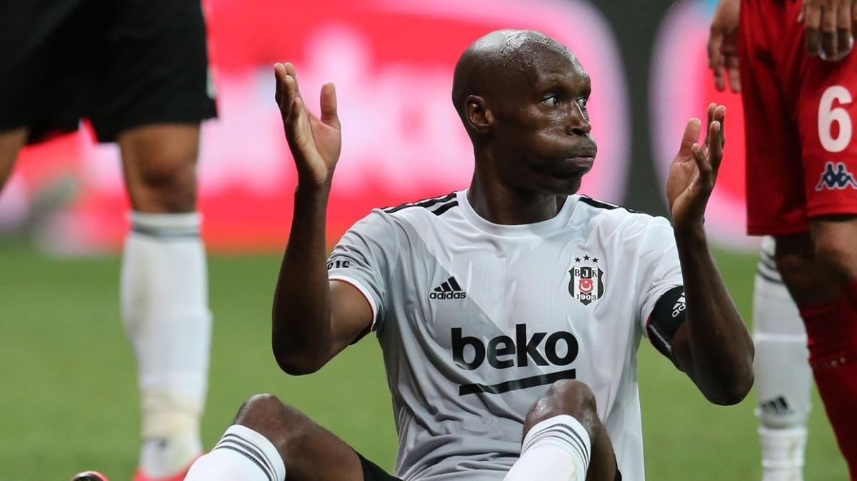 Beşiktaş Atiba ile anlaştı