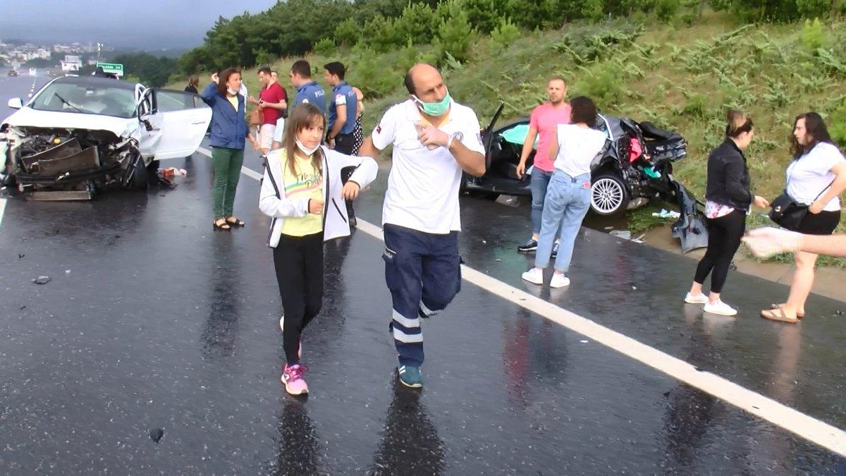 Çekmeköy'de zincirleme kaza: 5 yaralı