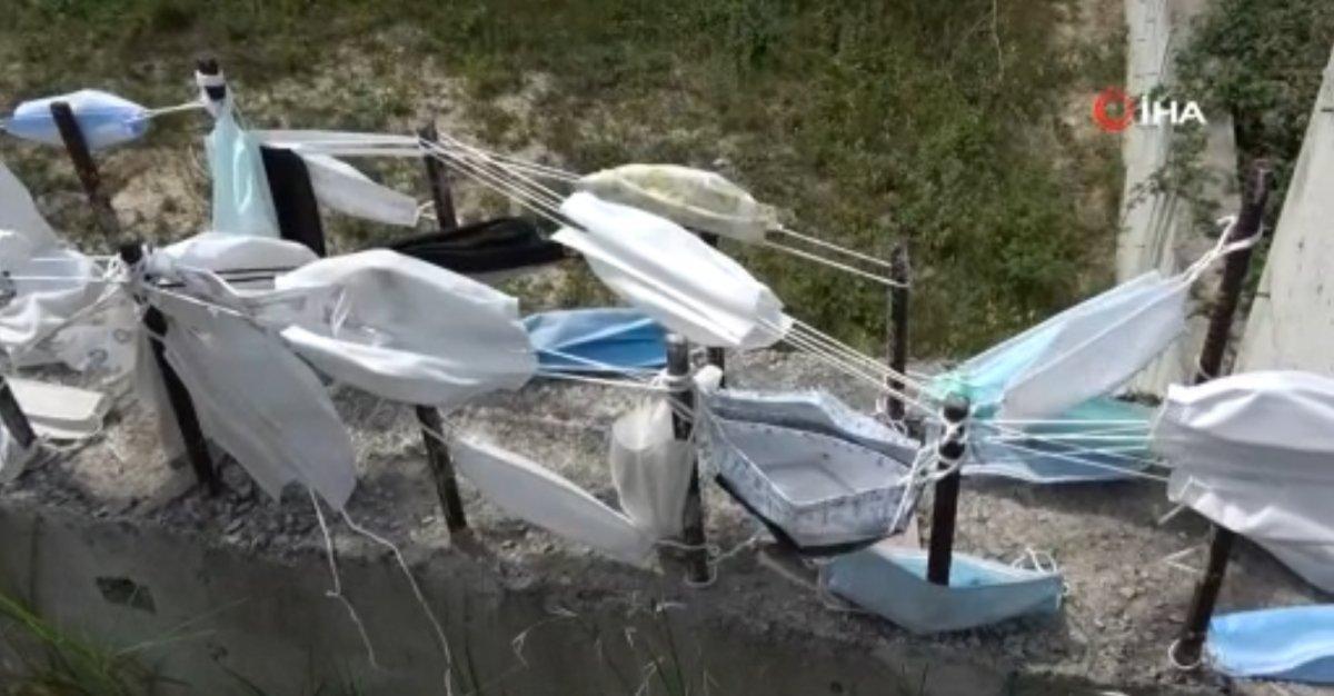 Arnavutköy’de maskelerden duvar ördüler