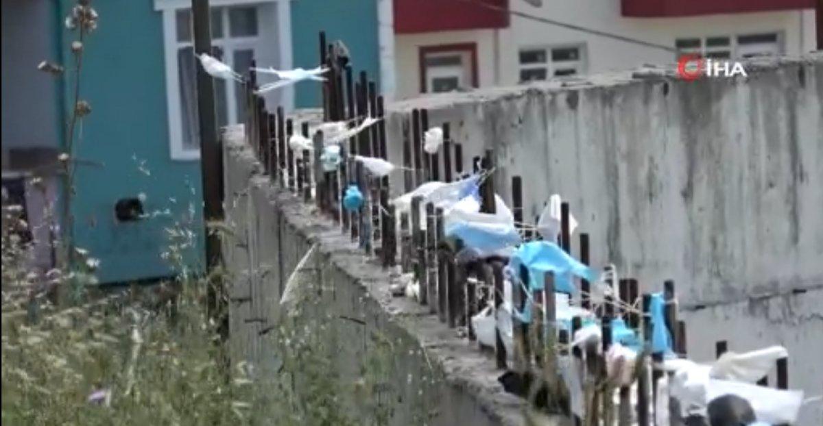 Arnavutköy’de maskelerden duvar ördüler