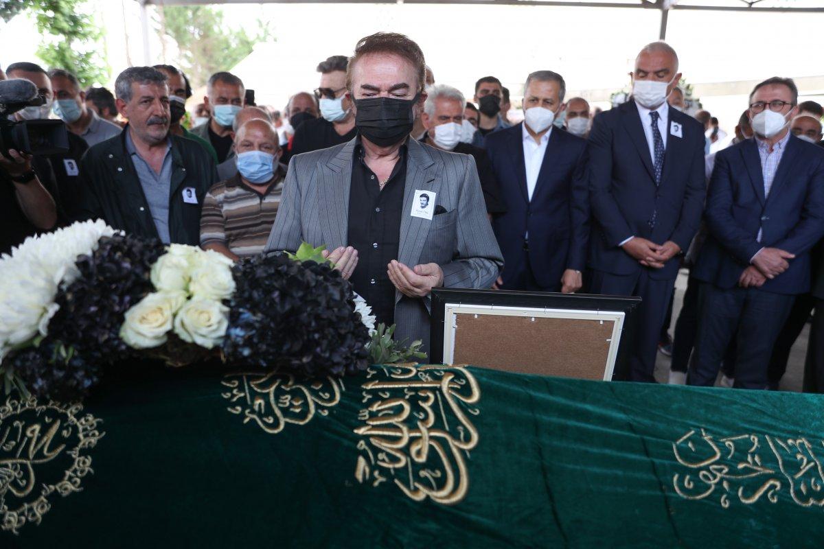 Usta sanatçı Kartal Tibet'e veda