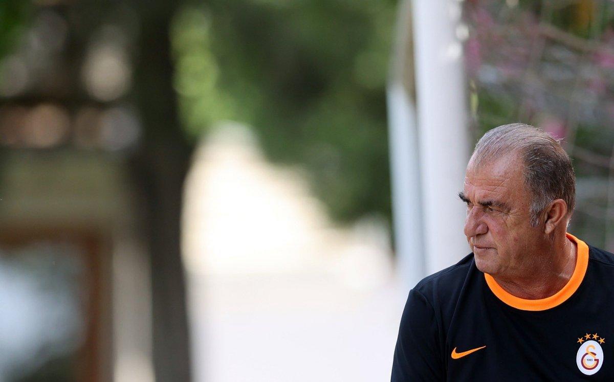 Galatasaray, transferleri 7 Temmuz'a yetiştirmeye çalışıyor