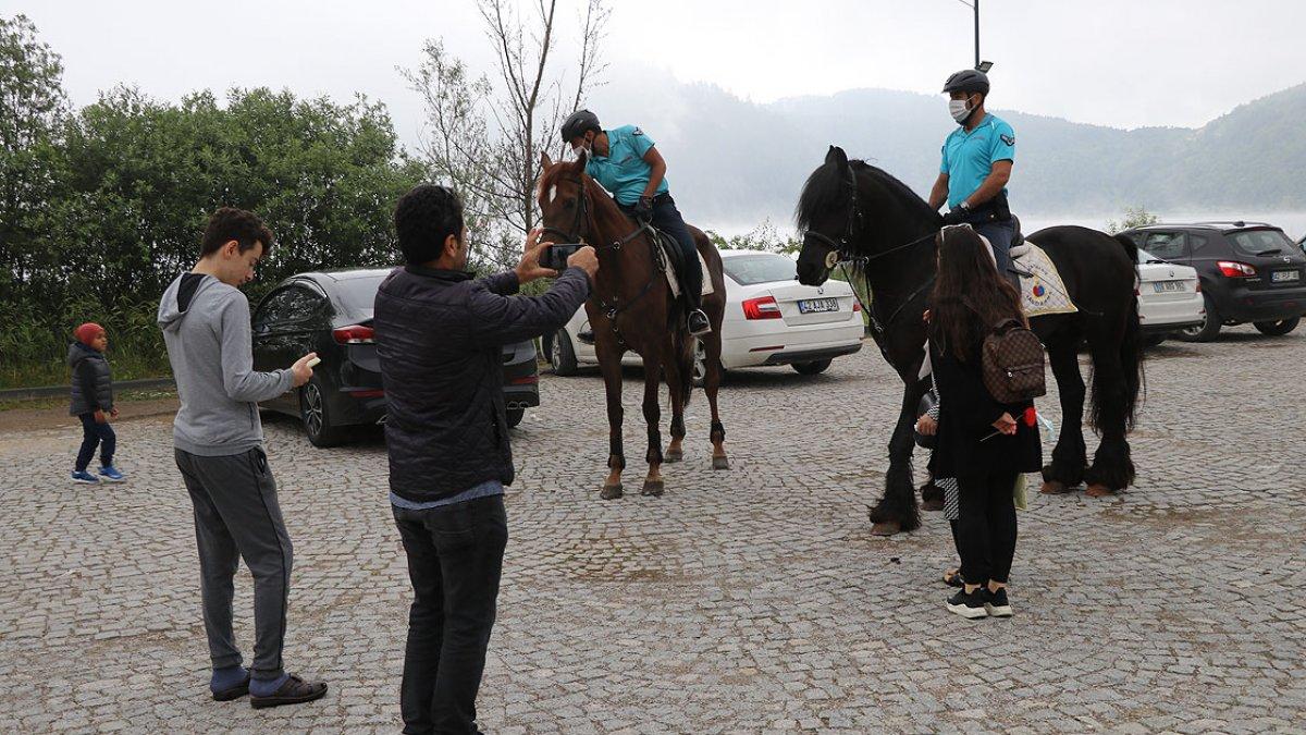 Bolu Abant'ta atlı jandarma göreve başladı