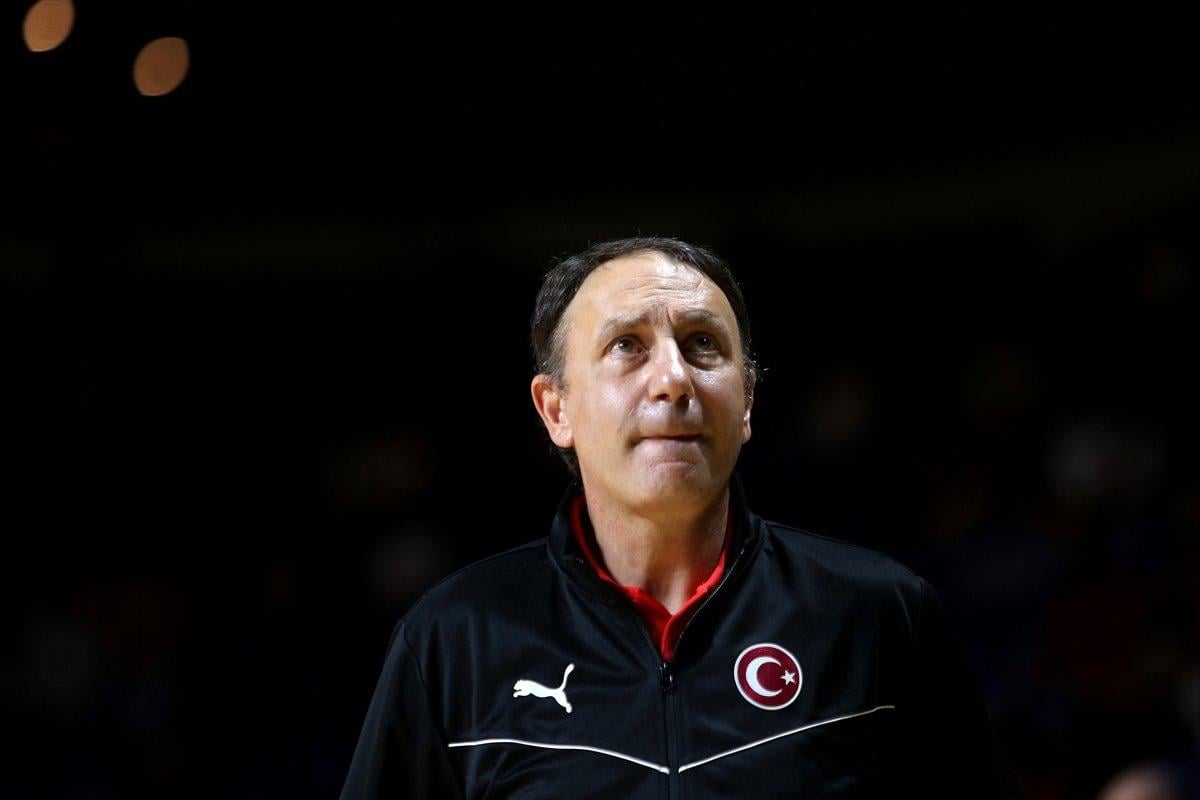 FIBA Olimpiyat Elemeleri'nde Türkiye, yarı finalde Yunanistan'a yenildi