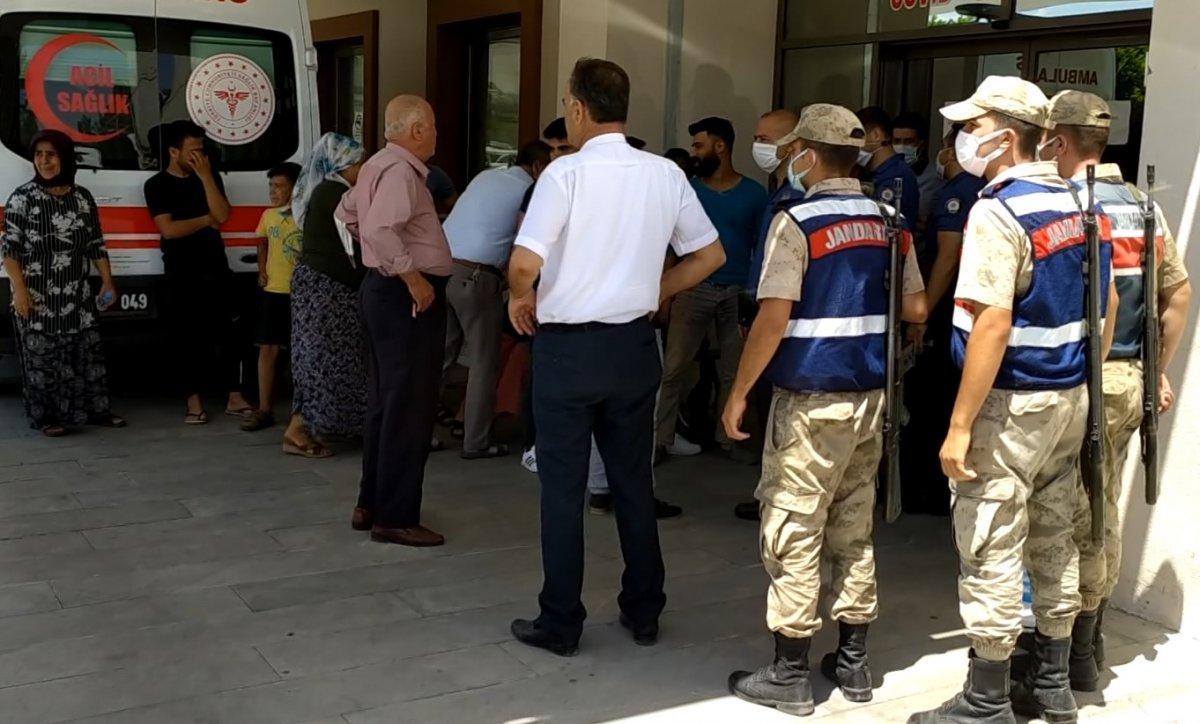 Adıyaman'da tartıştığı amcasını bıçakladı