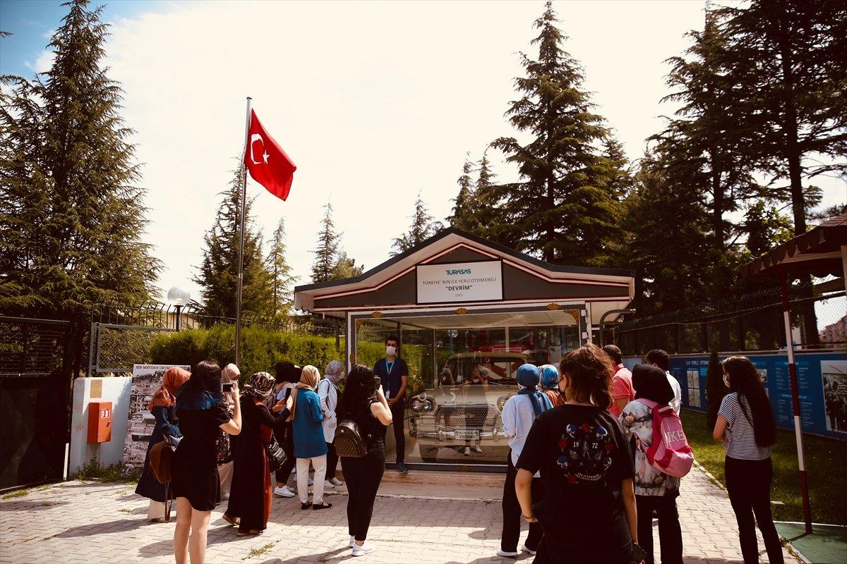 Devrim Otomobili Müzesi, kapılarını yeniden açtı