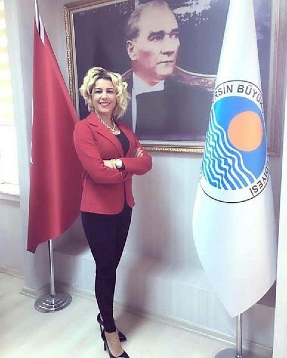 CHP'li Mersin Belediyesi'nde ofis personeli, oturduğu mahallesine temizlikçi olarak sürüldü