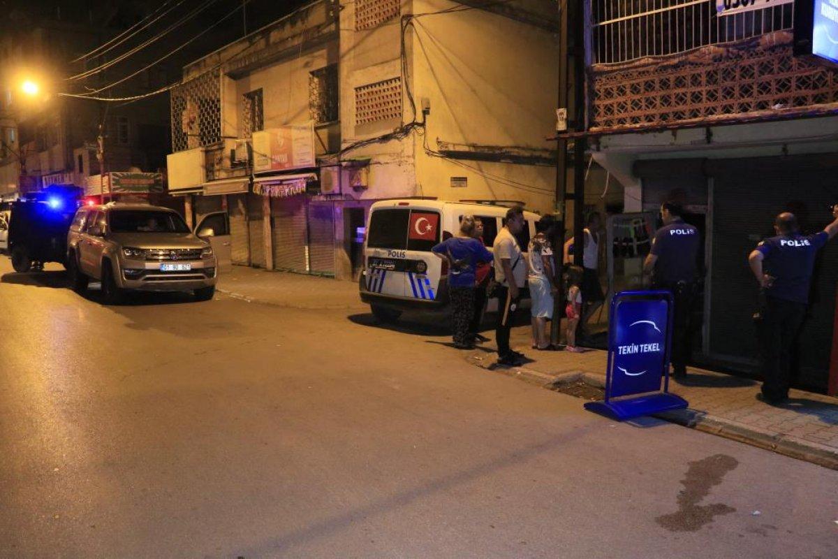 Adana’da bir iş yerine EYP atıldı