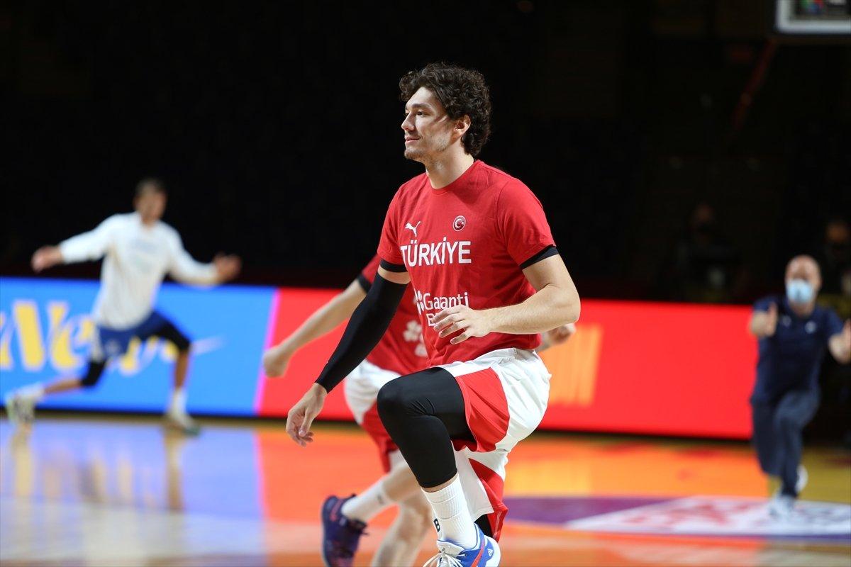Cedi Osman, sosyal medya hesaplarını kapattı