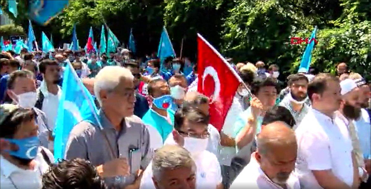 Çin Başkonsolosluğu önünde Doğu Türkistan için protesto