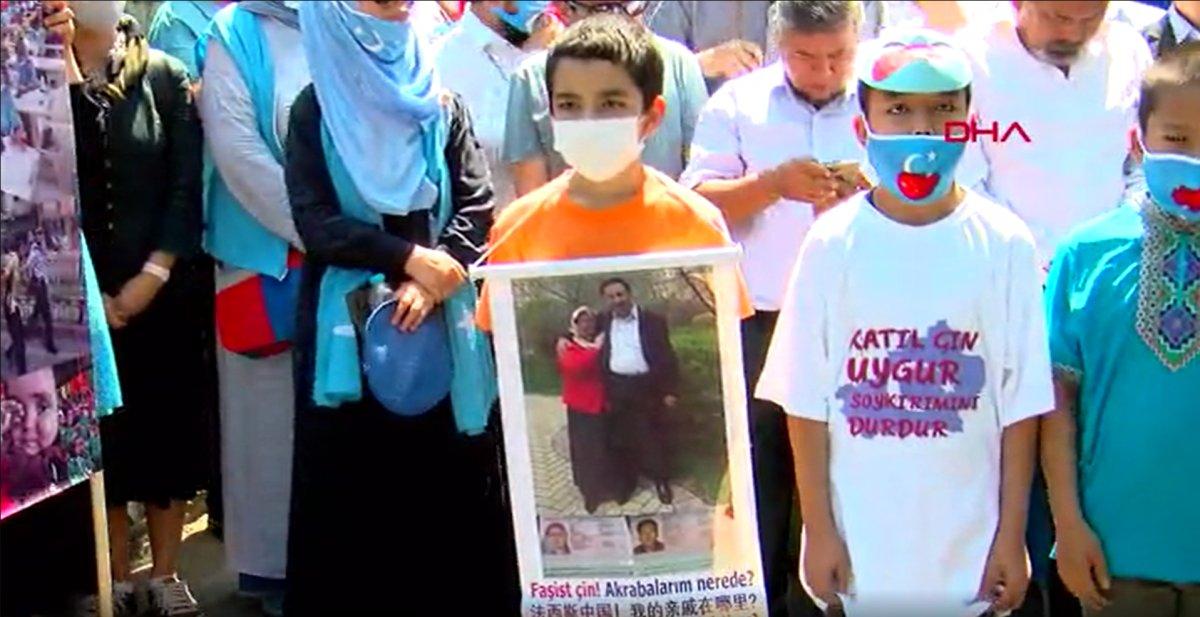 Çin Başkonsolosluğu önünde Doğu Türkistan için protesto