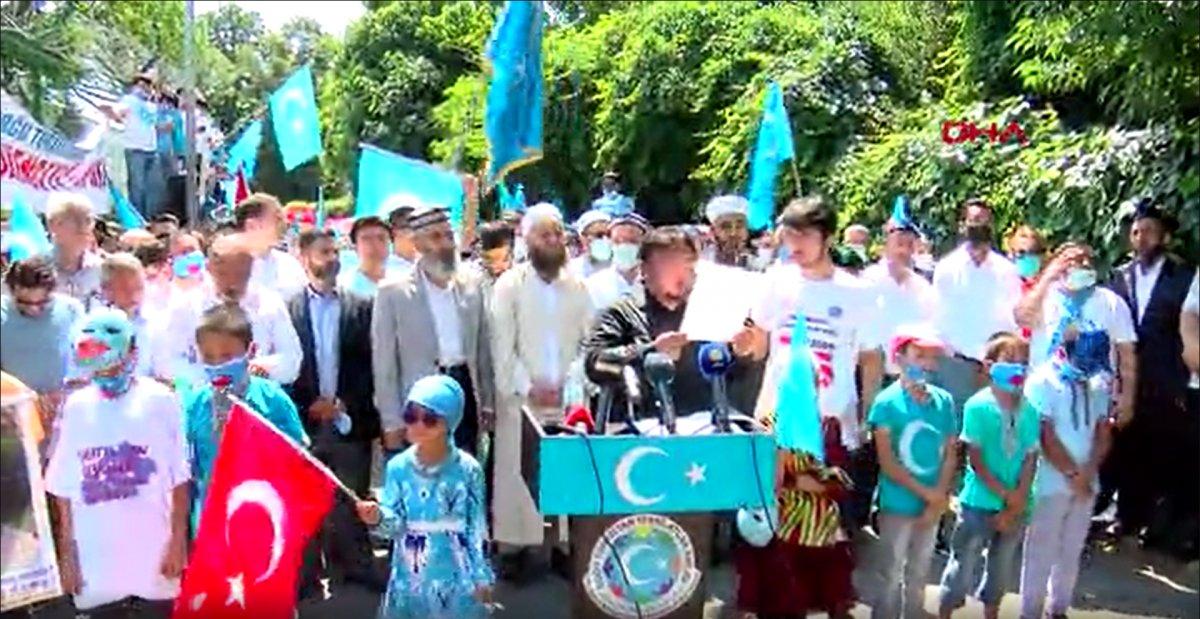 Çin Başkonsolosluğu önünde Doğu Türkistan için protesto