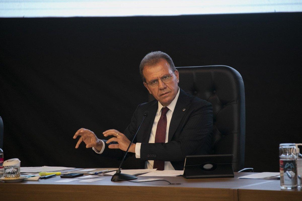 CHP'li Mersin Belediyesi'nde ofis personeli, oturduğu mahallesine temizlikçi olarak sürüldü