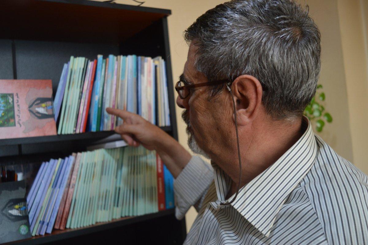 İranlı şair Alireza Pourbozorg Vafi, yazma özgürlüğünü Türkiye’de buldu