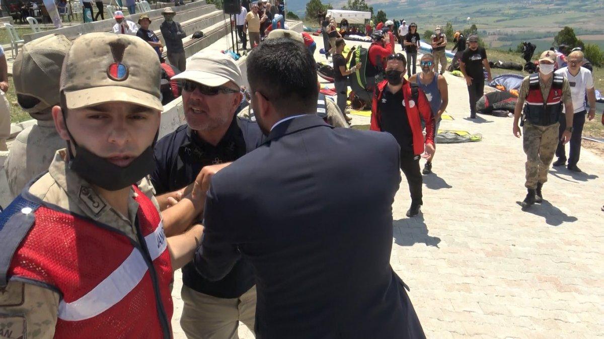 Tokat'ta paraşüt kazası: Kolunu kırdı