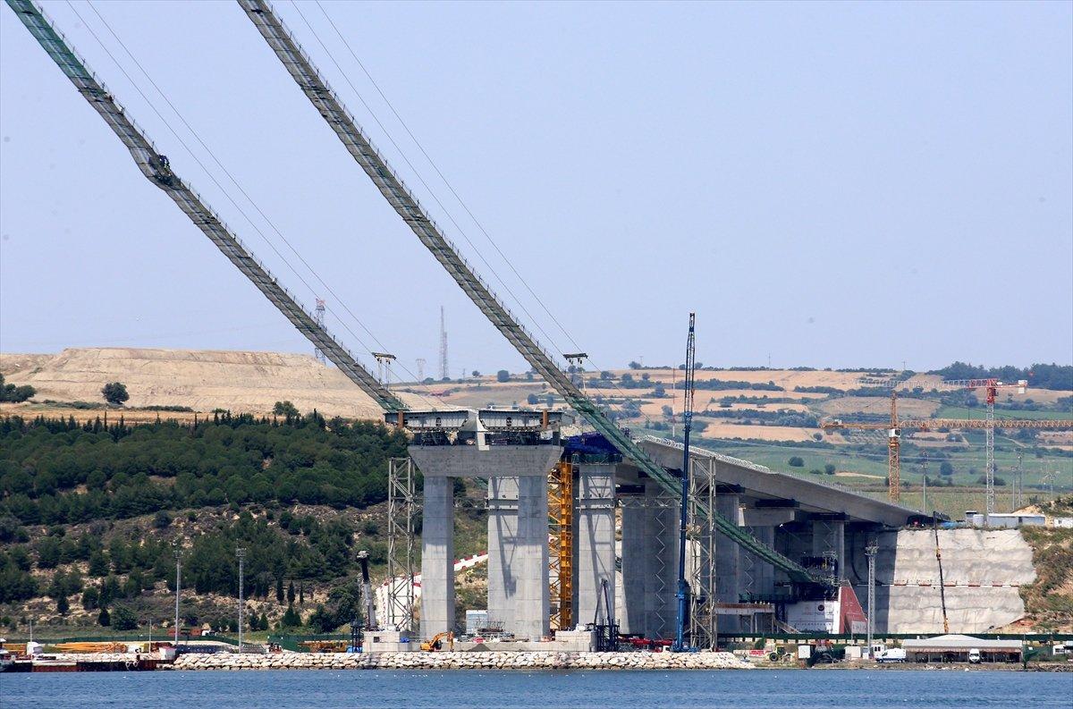 1915 Çanakkale Köprüsü'nün askı halatlarının montajı yapılıyor